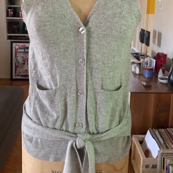 DIAB'LESS. . Heather Gray Button Down Sleeveless Sweater Vest with Side Ties - Picture 3 of 10
